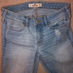 Hollister high-rise super skinny jeans